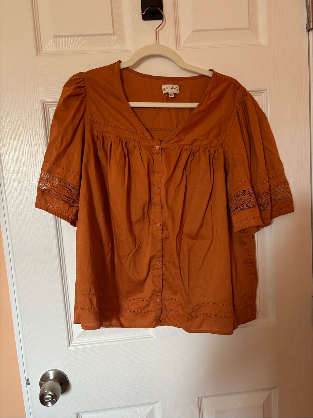 Wonderly Rust Button-Front Peasant Blouse